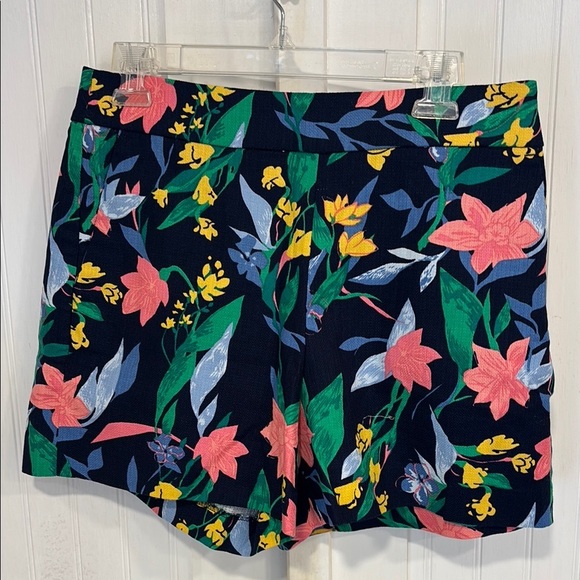 J. Crew Pants - J. Crew Floral, multi color Print, high waist, 100% cotton Shorts size 8